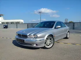 Jaguar X-Type