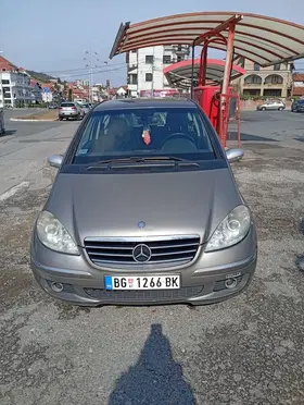 Mercedes-Benz 190