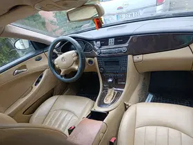 Mercedes-Benz CLS 320