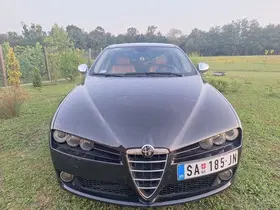 Alfa Romeo 159
