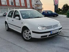 Volkswagen Golf 4