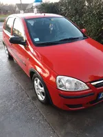 Opel Corsa C 1 2004 god. Benzin 1550 € 4