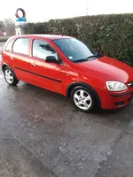 Opel Corsa C 1 2004 god. Benzin 1550 € 1