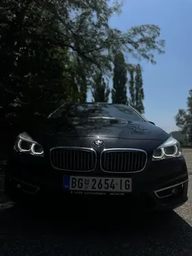 BMW 220