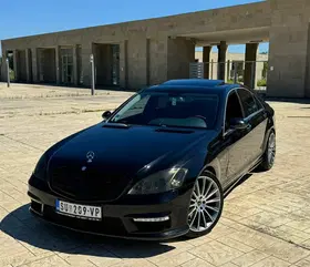 Mercedes-Benz S 63 AMG