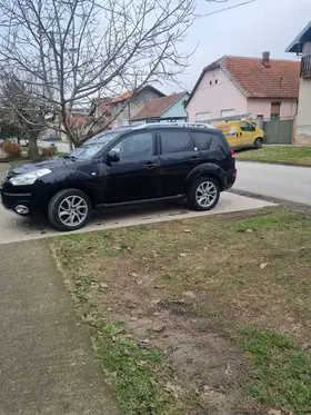 Citroen C-Crosser