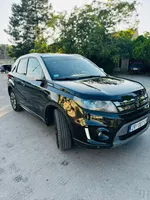 Suzuki Vitara 1.6 2WD-GLX  14.650 € Benzin, 2016 god. 4