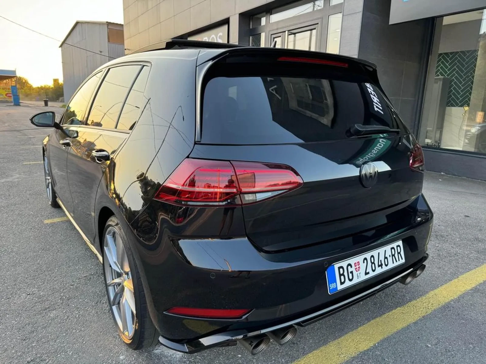 Volkswagen Golf 7.5R Akrapovic BLACK 28.450 € Benzin, 2018 god 