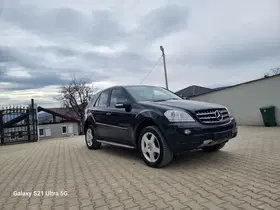 Mercedes-Benz ML 320