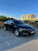 Škoda Superb 2.0 TDI MATRIX 2020 god. Dizel 17700 € 1