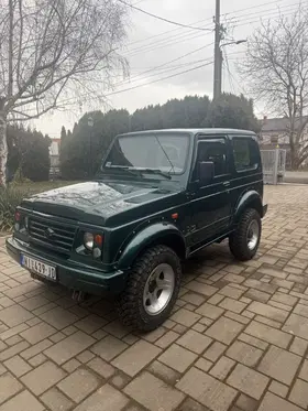 Suzuki Samurai