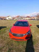 Opel Astra K Hitno 2015 god. Dizel 8300 € 1
