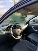 Dacia Duster 2010 god. Benzin 5500 € 3