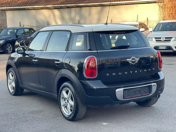 Mini Countryman one-d 2013 god. Dizel 6999 € 4