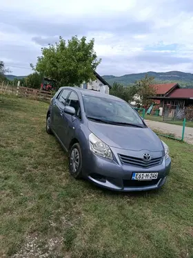 Toyota Verso