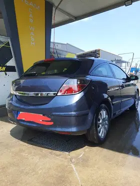Opel Astra H