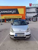 Citroen C3 Pluriel 1.4 2004 god. Benzin 1100 € 4