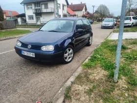 Volkswagen Golf 4