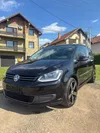 Volkswagen Touran 1.6tdi DSG 7sed 7.100 € Dizel, 2011 god. Prodajem Auto