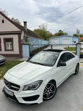 Mercedes-Benz CLA 250