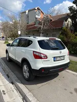 Nissan Qashqai 2.0 dCI 2010 god. Dizel 7000 € 4