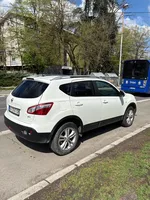Nissan Qashqai 2.0 dCI 2010 god. Dizel 7000 € 2
