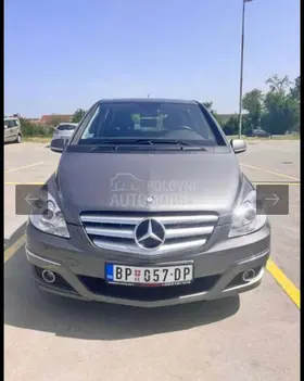 Mercedes-Benz B 180