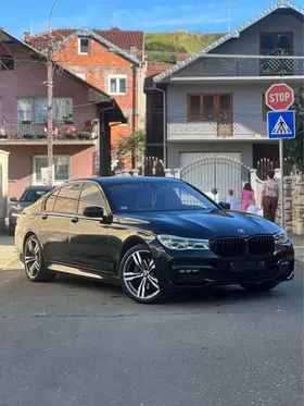 BMW 730