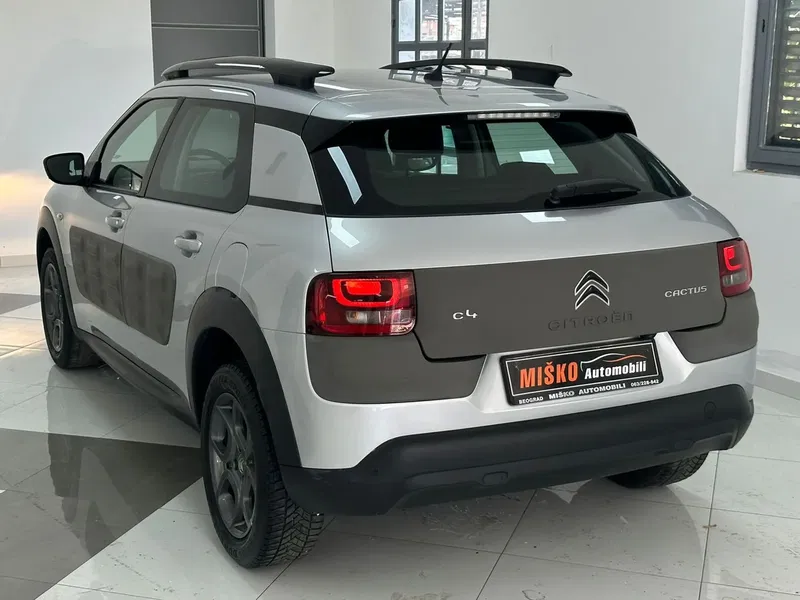 Citroen C4 Cactus 1.2 i Kam Led Auto 2015 god. Benzin | Prodajem Auto
