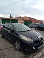 Peugeot 207 2007 god. Benzin 2000 € 1